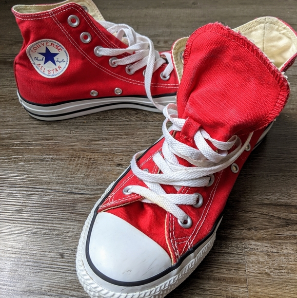Converse Shoes - Red Converse All Stars M7 WO9 Used